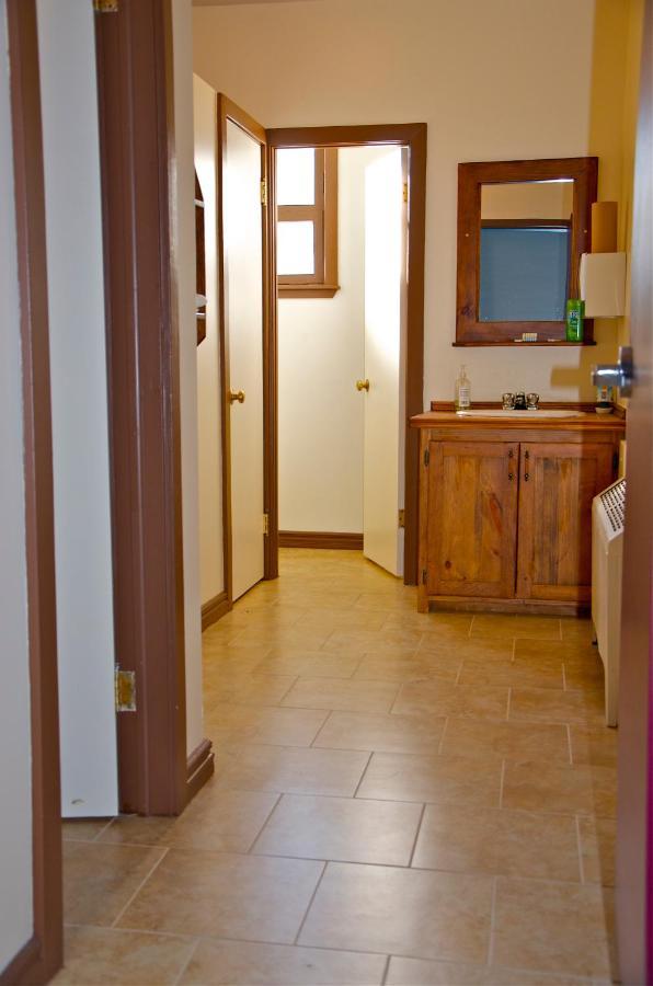 Auberge De Douglastown 가스페 외부 사진